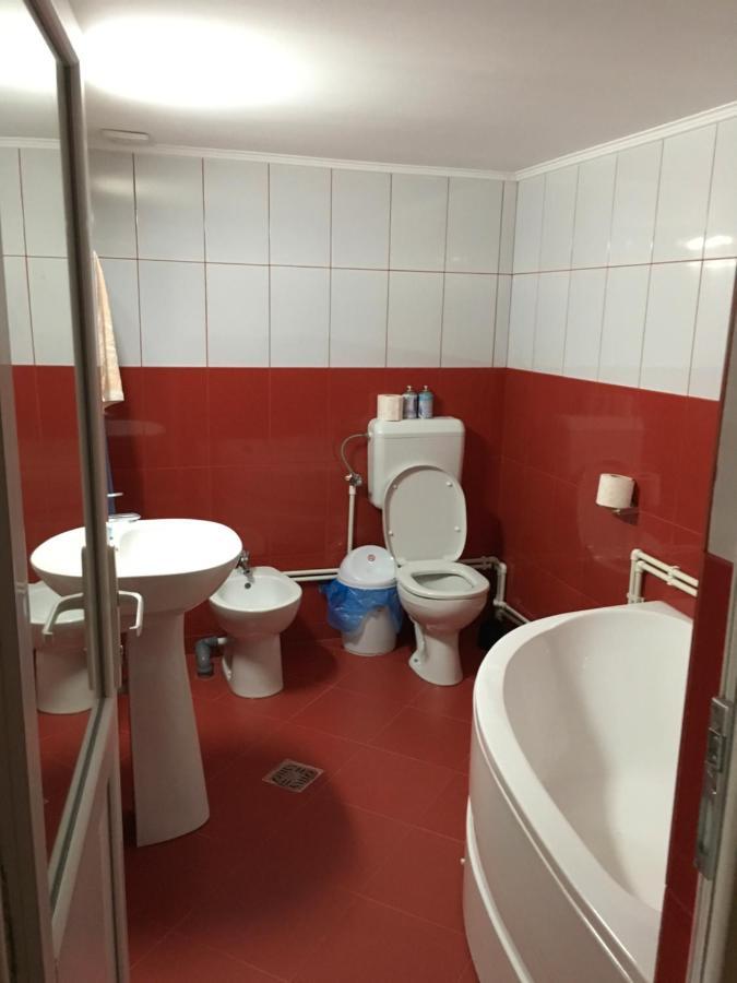 شقة Casa Pelerinului Capatineni-Paminteni المظهر الخارجي الصورة